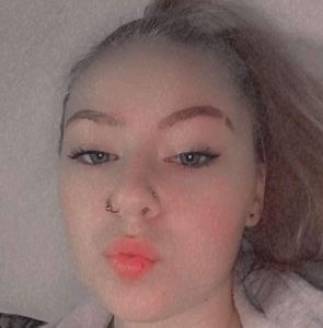 Meet your Posher, Gabrielle